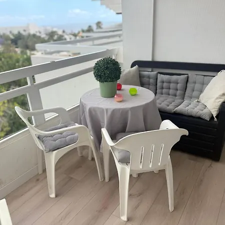 L&a Ocean View דירה